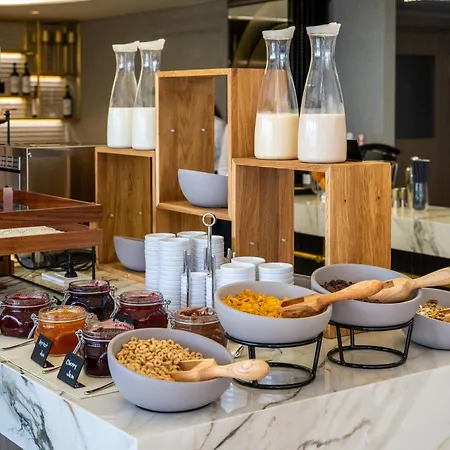 Crowne Plaza Constanta - By Ihg 4*