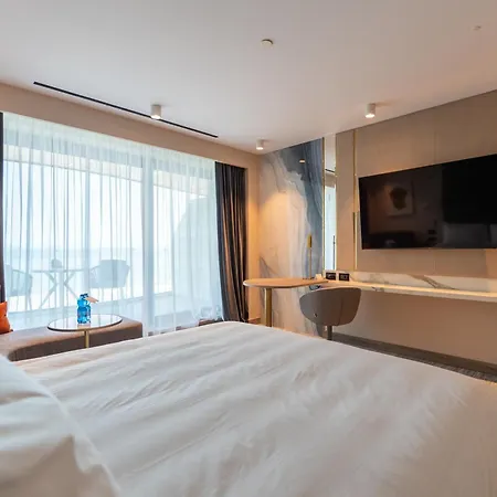 Crowne Plaza Constanta - By Ihg Hotell 4*