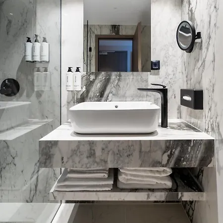 Hotel Crowne Plaza Constanta - By Ihg 4*