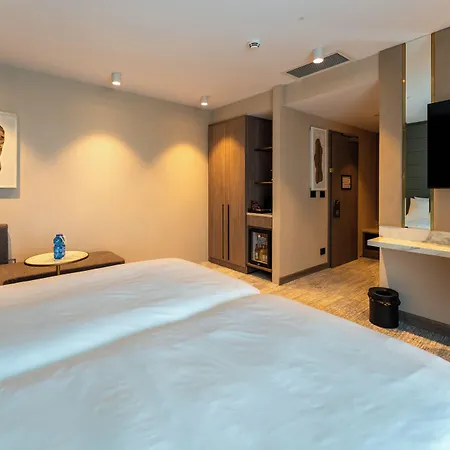 Crowne Plaza Constanta - By Ihg Hotell