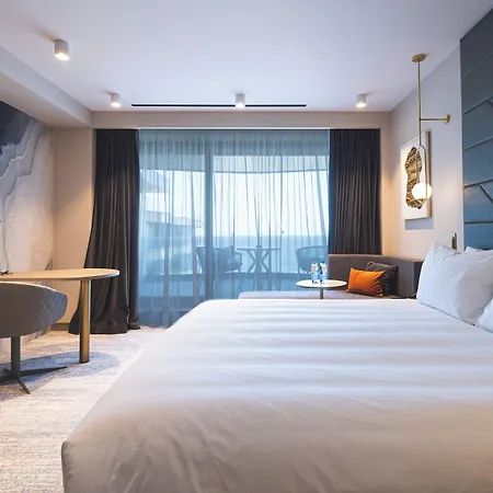 Crowne Plaza Constanta - By Ihg Hotell