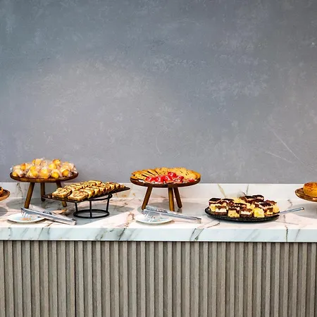 Hotell Crowne Plaza Constanta - By Ihg 4*