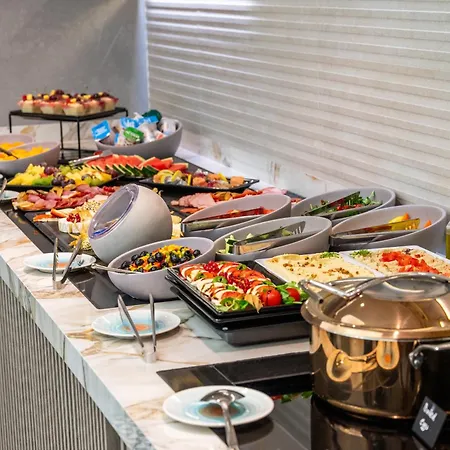Crowne Plaza Constanta - By Ihg Мамая