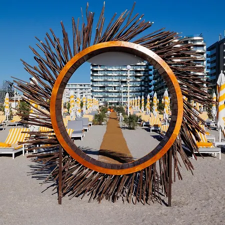 Hotell Crowne Plaza Constanta - By Ihg 4*