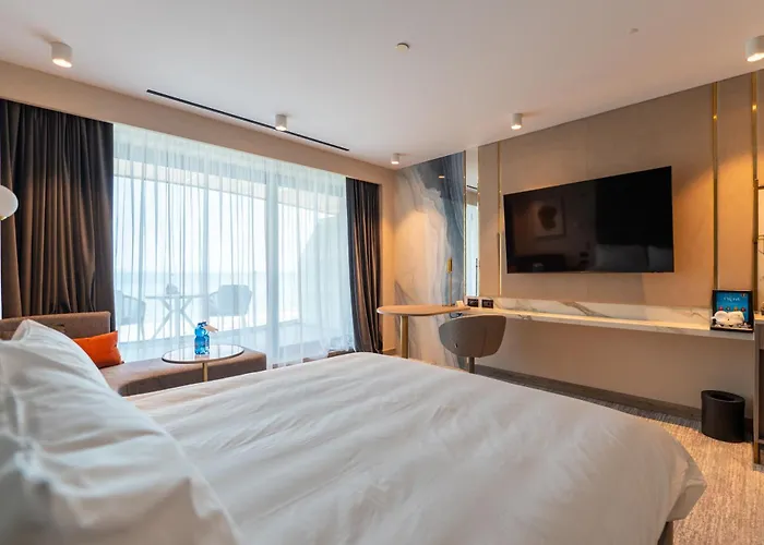 Crowne Plaza Constanta - By Ihg Hotel 4*