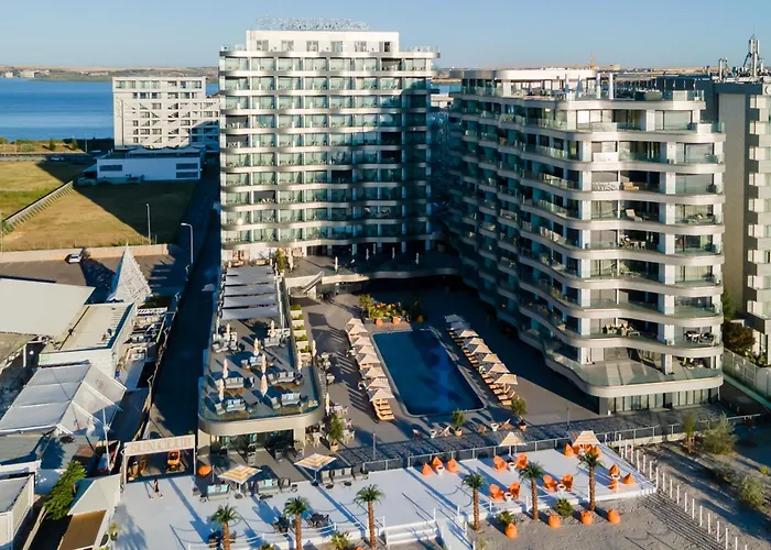 Crowne Plaza Constanta - By Ihg 4*